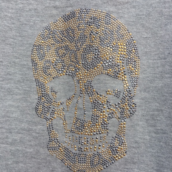 River Island Girls Sweatshirt Grey 9/10 yrs Bedazzled Embellished Skull Crop Top - Picture 5 of 14